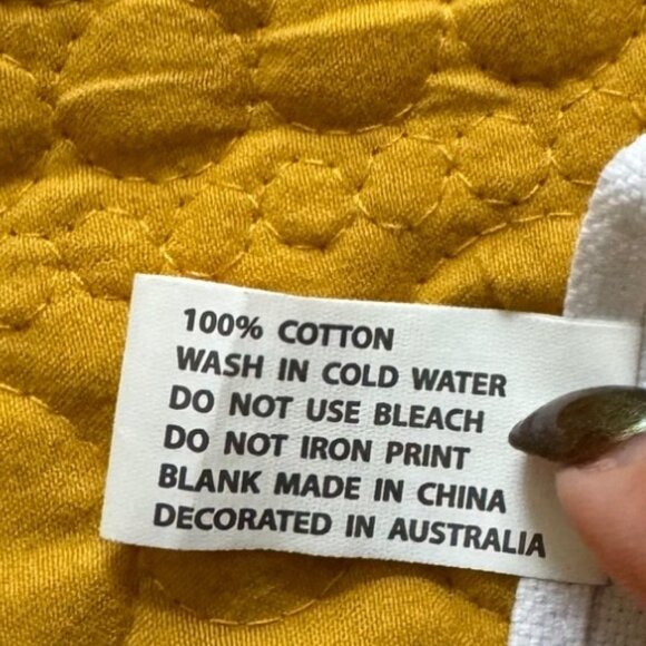 Visit Brand Australia Seasons Greetings Tea Towel With Koala & Flag Design - Picture 7 of 8